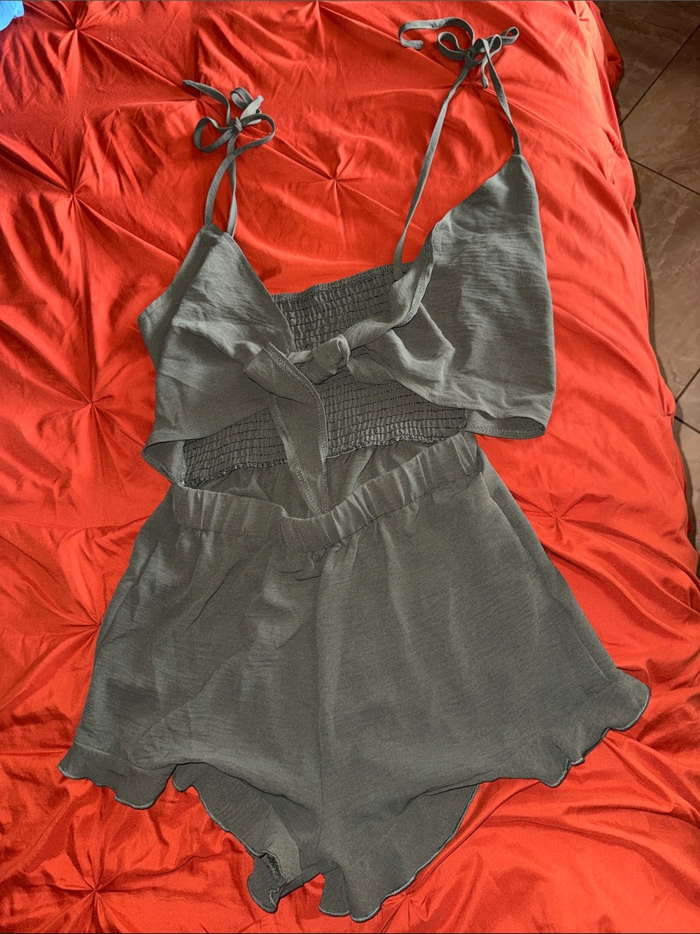 SHEIN Gray Tie-Front Smocked Waist Romper